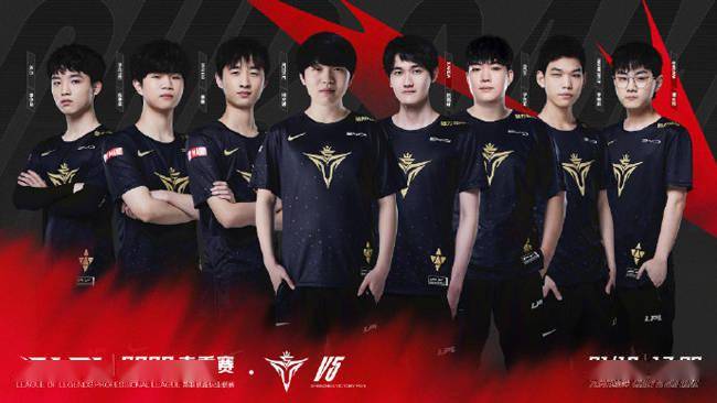 通过结合历 通过结合历