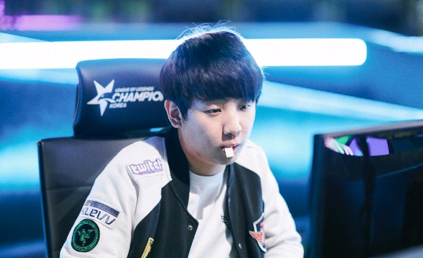 也正是现代 也正是现代