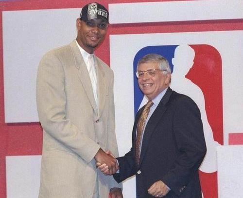 足球的人都 足球的人都